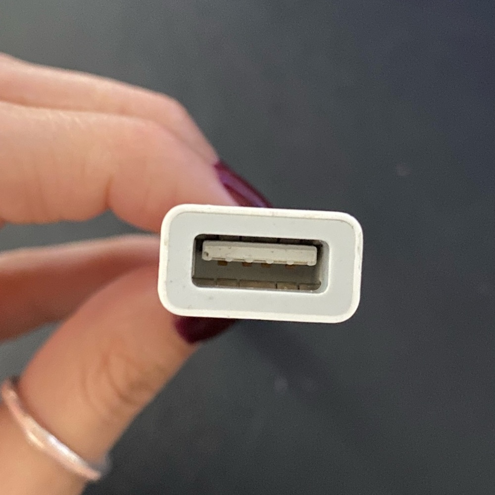 Apple USB Computer Adapter - Picture 3 of 3
